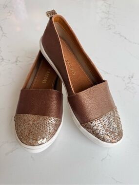 Kaanas Brown Slip On Loafer with Textured Toe 36
